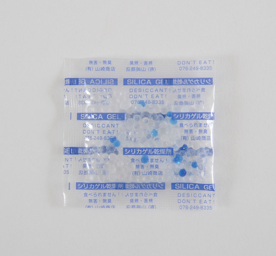 シリカゲル２ｇ 2000個入(一斗缶)｜業務用シリカゲル、脱酸素剤なら 